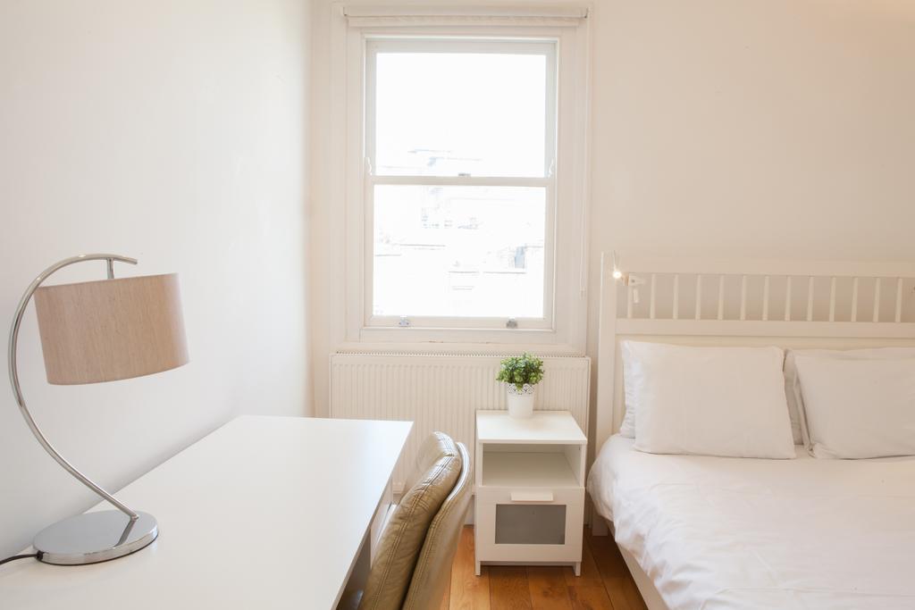 Victoria Station Apartment Лондон Экстерьер фото