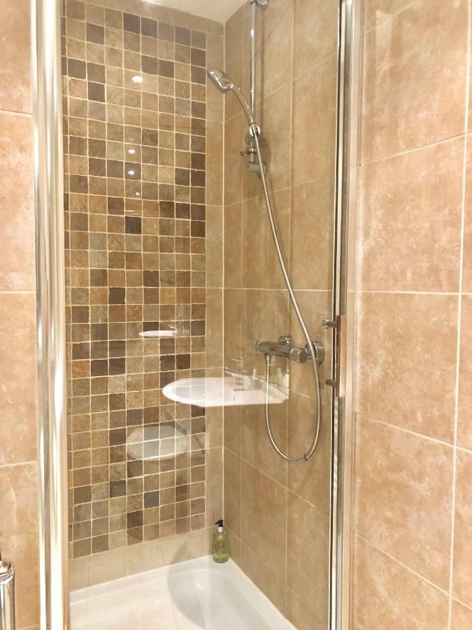 Victoria Station Apartment Лондон Экстерьер фото