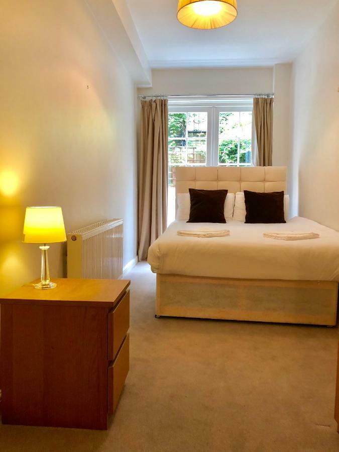 Victoria Station Apartment Лондон Экстерьер фото